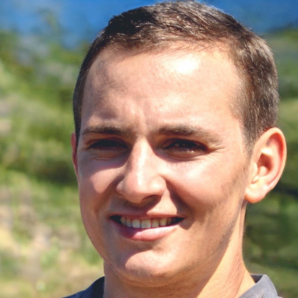Miguel Santos, Diretor Financeiro